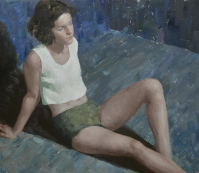 艾娜·克洛塔斯是一位西班牙当代画家，以敏感而克制的具象绘画语言而受到关注。她的作品多以人物，尤其是女性形象为核心，画面氛围安静而内省，人物常处于沉思、停顿或情绪尚未明朗的瞬间。克洛塔斯擅长运用柔和的色…