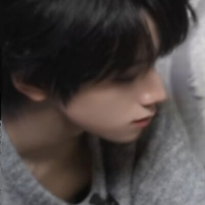 就好像我们两个没爱过一样