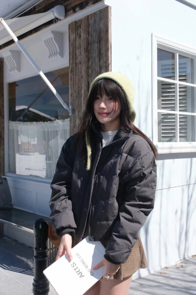 原来你也是我生命窗户上缓缓划过的雨水.