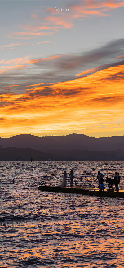 壁纸·图源微博