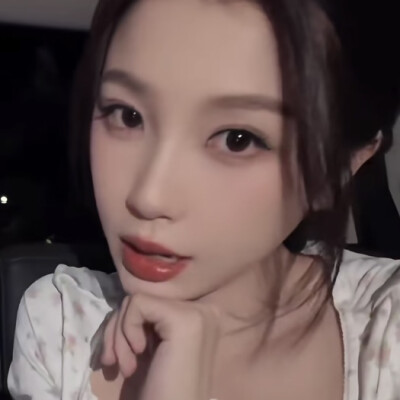 妹子你继续点了收藏又取消你不累吗