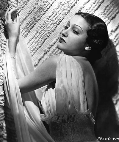 多萝西·拉莫尔