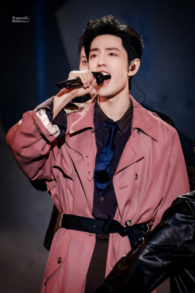 20251231 上海东方卫视跨年
见水印