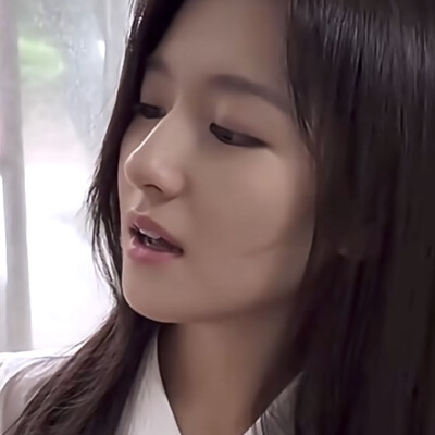 我是迪迪小淘气面对世界很好奇