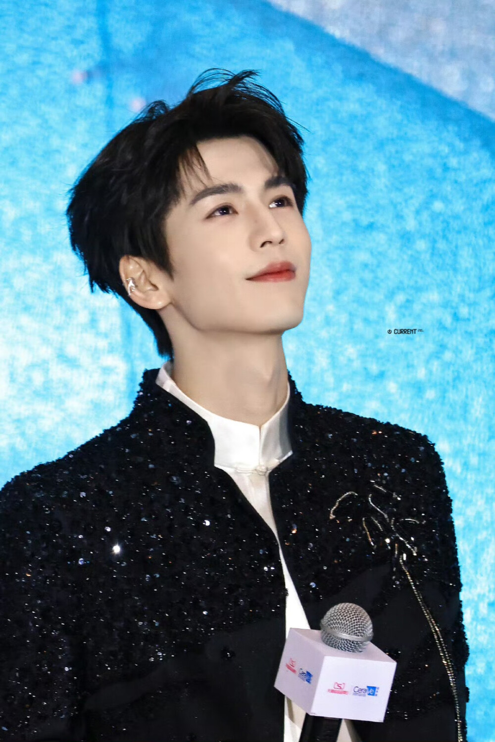 cr.Current丨张凌赫