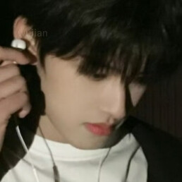 我不是故意烦你的 我以为你需要我