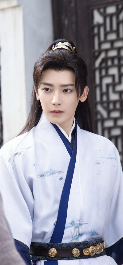 侯明昊《玉茗茶骨》陆江来