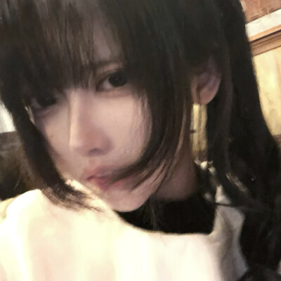 我的出现(´-ω-`)又是谁的礼物