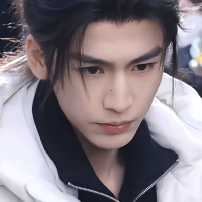 叹息儿女情又如何千里万里朝你奔走