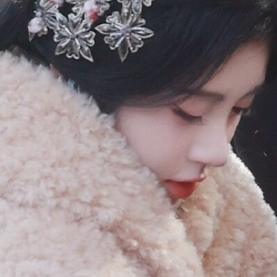 好久不见哦(∩ᵒ̴̶̷̤⌔ᵒ̴̶̷̤∩)