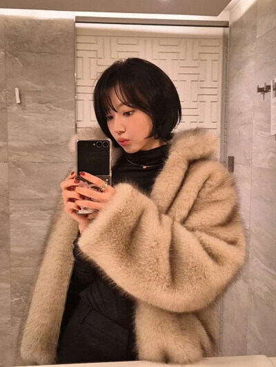 宮脇咲良INS更新