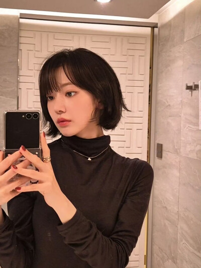 宮脇咲良INS更新