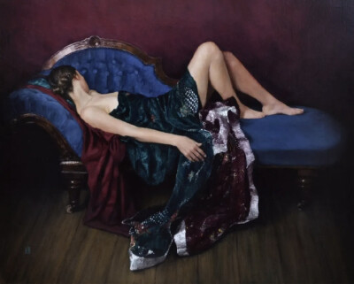 艺术家Stephanie Rew
她是一位来自苏格兰、现居爱丁堡的具象画家。她毕业于邓肯 ‒ 乔丹斯通艺术学院，早期凭借才华获得了伊丽莎白·格林希尔兹基金会奖助。斯蒂芬妮的创作以女性人体和披挂戏服的模特为主，尤其喜欢…