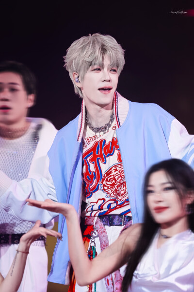 王栎鑫 251227 X巡回演唱会 成都站