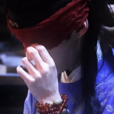 依依云岭葬江河