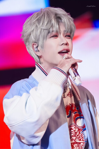 王栎鑫 251227 X巡回演唱会 成都站