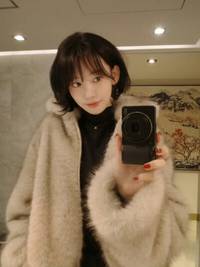 宮脇咲良INS更新