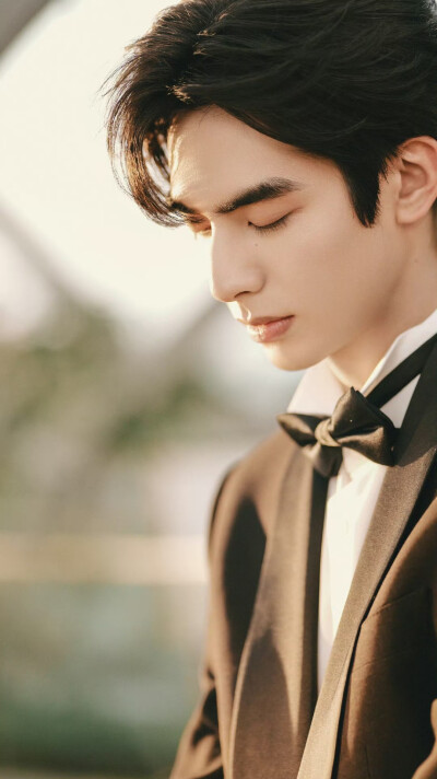 - 林屿森 / 宋威龙 。
#骄阳似我# ​​​