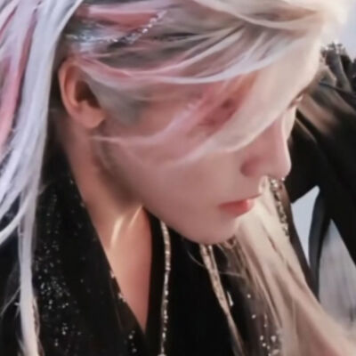 你和霍将军分开八年有余 如今他是否另有所爱