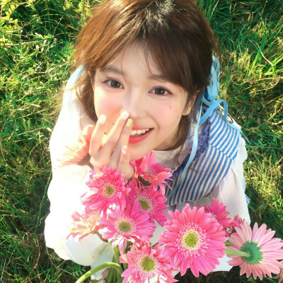 一期美美的女生头像