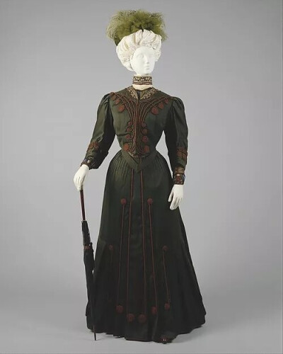 Dress Gustave Beer, 1902-1907 The Philadelphia Museum of Art