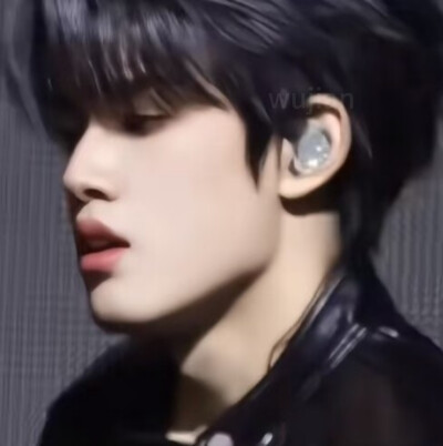 马克思主义基本原理 具体实际传统文化 统一战线 武装斗争 党的建设无产阶级领导的，人民大众的，反对帝国主义的，封建主义，h