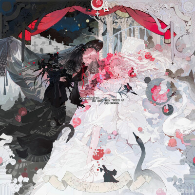 在暖灯下旋转的便利店香肠