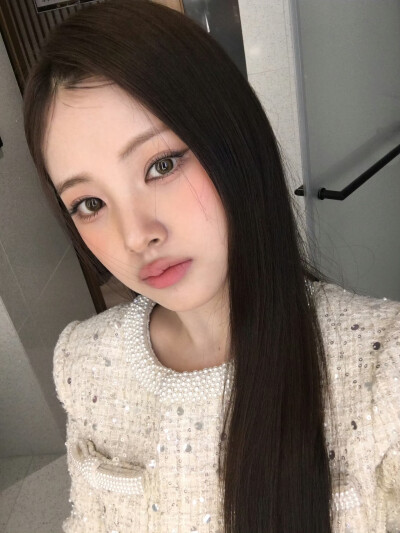 babydontcry yihyun曺彝晛