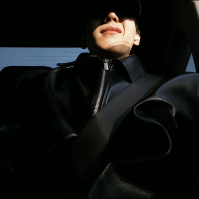 男生头像#对了就庆祝错了就进步