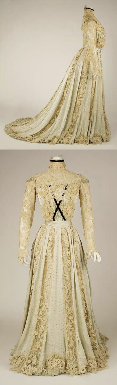 American dress (1902-1903) made of silk