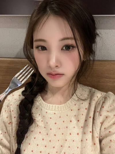 babydontcry yihyun曺彝晛