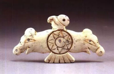 新石器时代凌家滩文化 玉鹰安徽省文物考古研究所藏