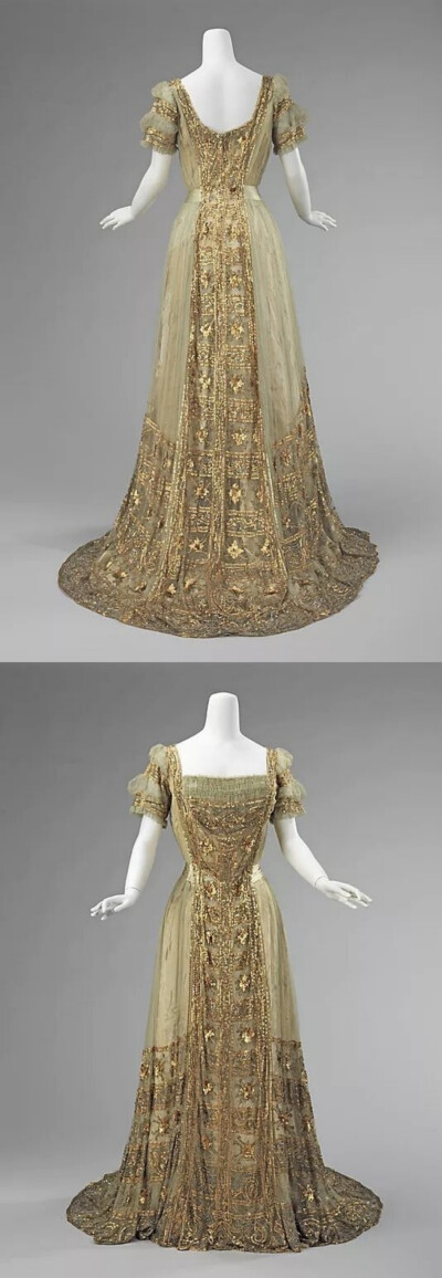 American ball gown (1910) by Mrs. Osborn Company made of silk