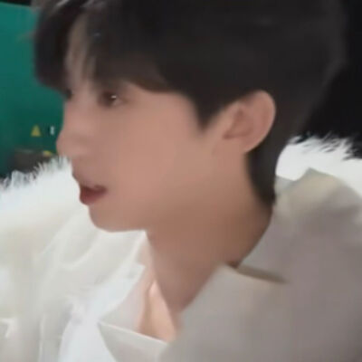 这种我截不出头像的物料还是不要播了吧