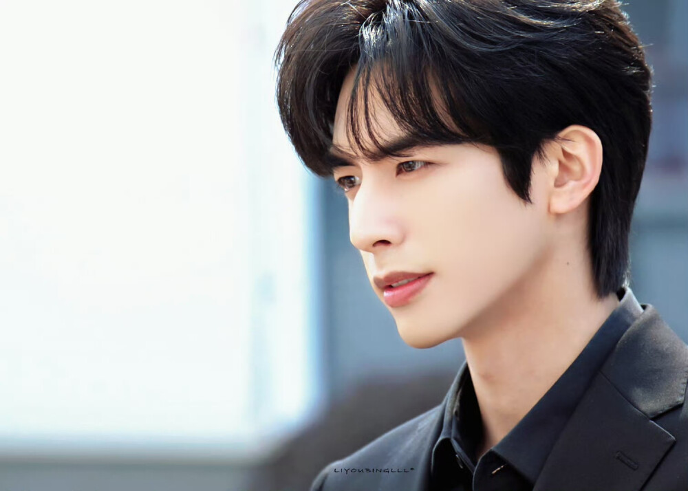 - 林屿森 / 宋威龙 。
#骄阳似我# ​​​