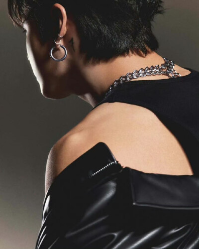 260105
Calvin Klein ins更新柾国相关