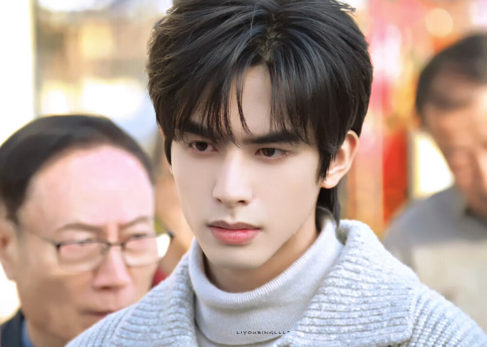 - 林屿森 / 宋威龙 。
#骄阳似我# ​​​