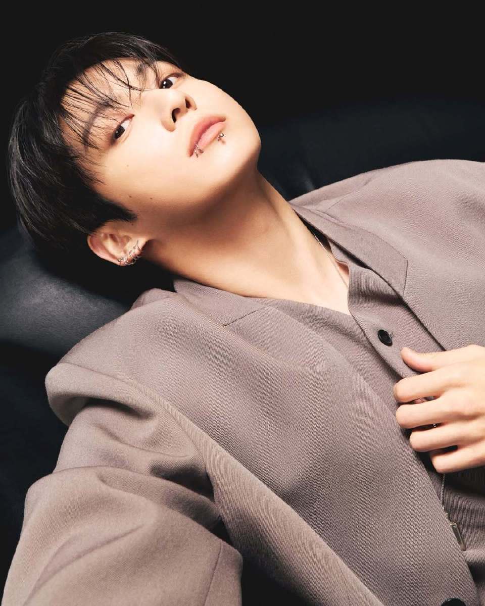 260105
Calvin Klein ins更新柾国相关