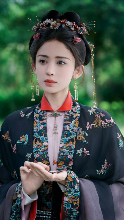 玉茗茶骨 荣善宝 古力娜扎