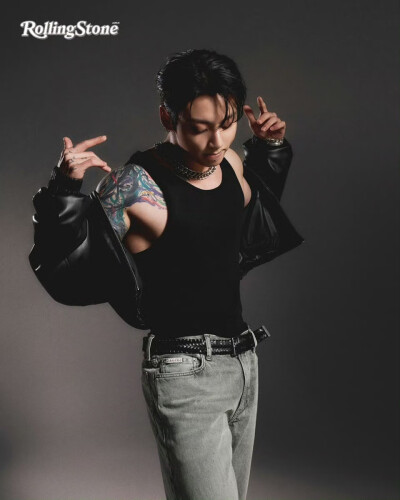 260107
Calvin Klein 更新柾国相关