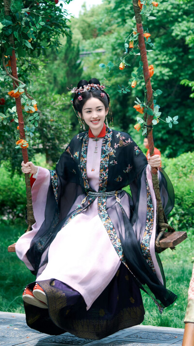 玉茗茶骨 荣善宝 古力娜扎