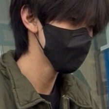 连妆造都没做根本不知道外拍了个啥但是他又怎样轻轻松松de帅了