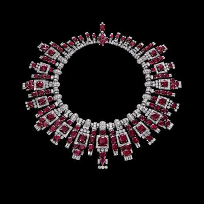 项链，原藏于Maharaja Digviyaysinhji of Nawanagar收藏，卡地亚（Cartier）伦敦特别订制，1937年，材质：红宝石、钻石与铂金 ，The Al Thani Collection: ATC817  ©Christie’s Images Ltd