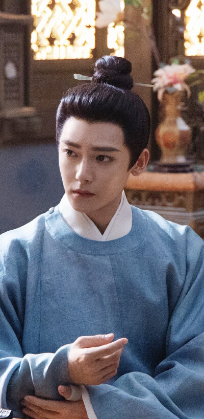 侯明昊《玉茗茶骨》陆江来