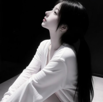 你说你累了 我着急死了 我绞尽脑汁想尽办法哄你开心 后来我才发现 只要我离开就够了