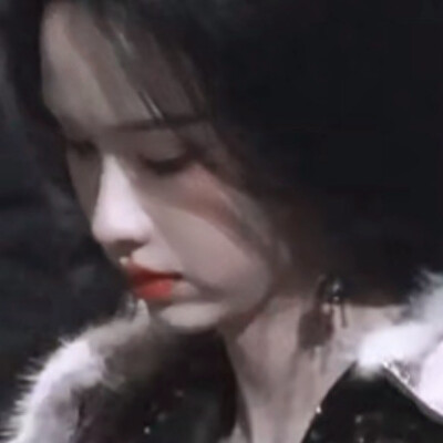 琉璃池上佳人头