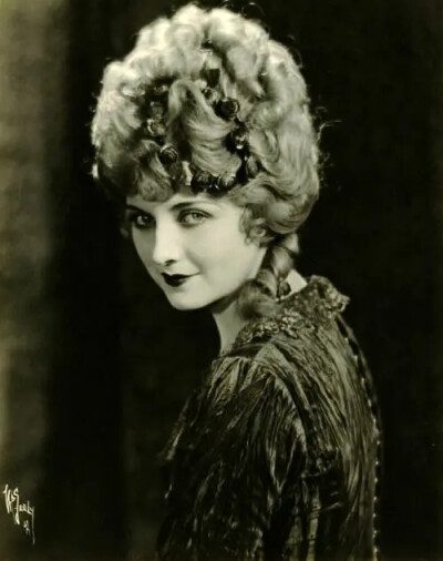 Alice Terry