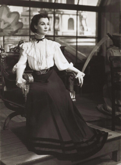 1942年，费雯丽在舞台剧《医生的窘境》剧照及幕后