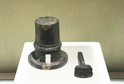 战国  青铜辖軎观复博物馆藏