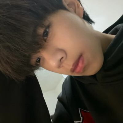 讨厌分离 希望你可以像毛绒玩偶一样陪在我身边